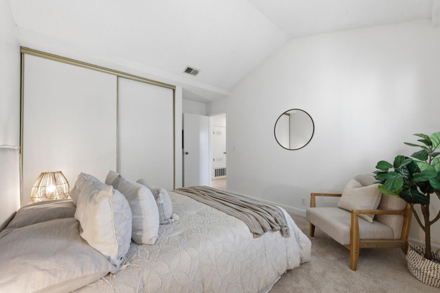 Detail Gallery Image 15 of 27 For 6023 Joaquin Murieta Ave a,  Newark,  CA 94560 - 3 Beds | 2 Baths