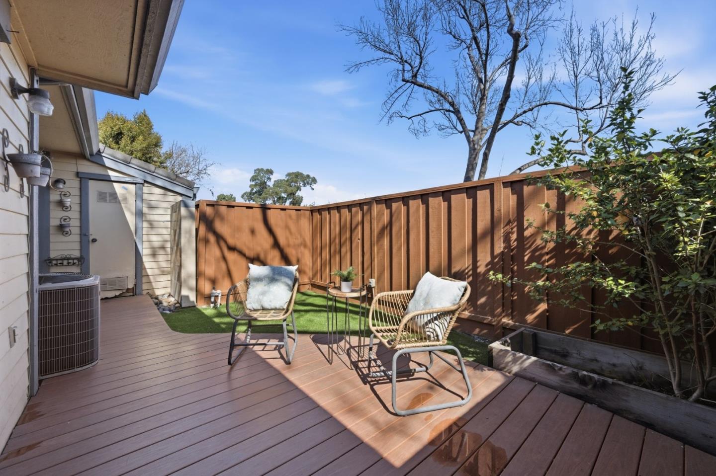 Detail Gallery Image 20 of 27 For 6023 Joaquin Murieta Ave a,  Newark,  CA 94560 - 3 Beds | 2 Baths