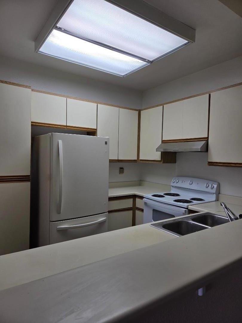 Detail Gallery Image 8 of 14 For 1256 Stanhope Ln #251,  Hayward,  CA 94545 - 2 Beds | 2 Baths