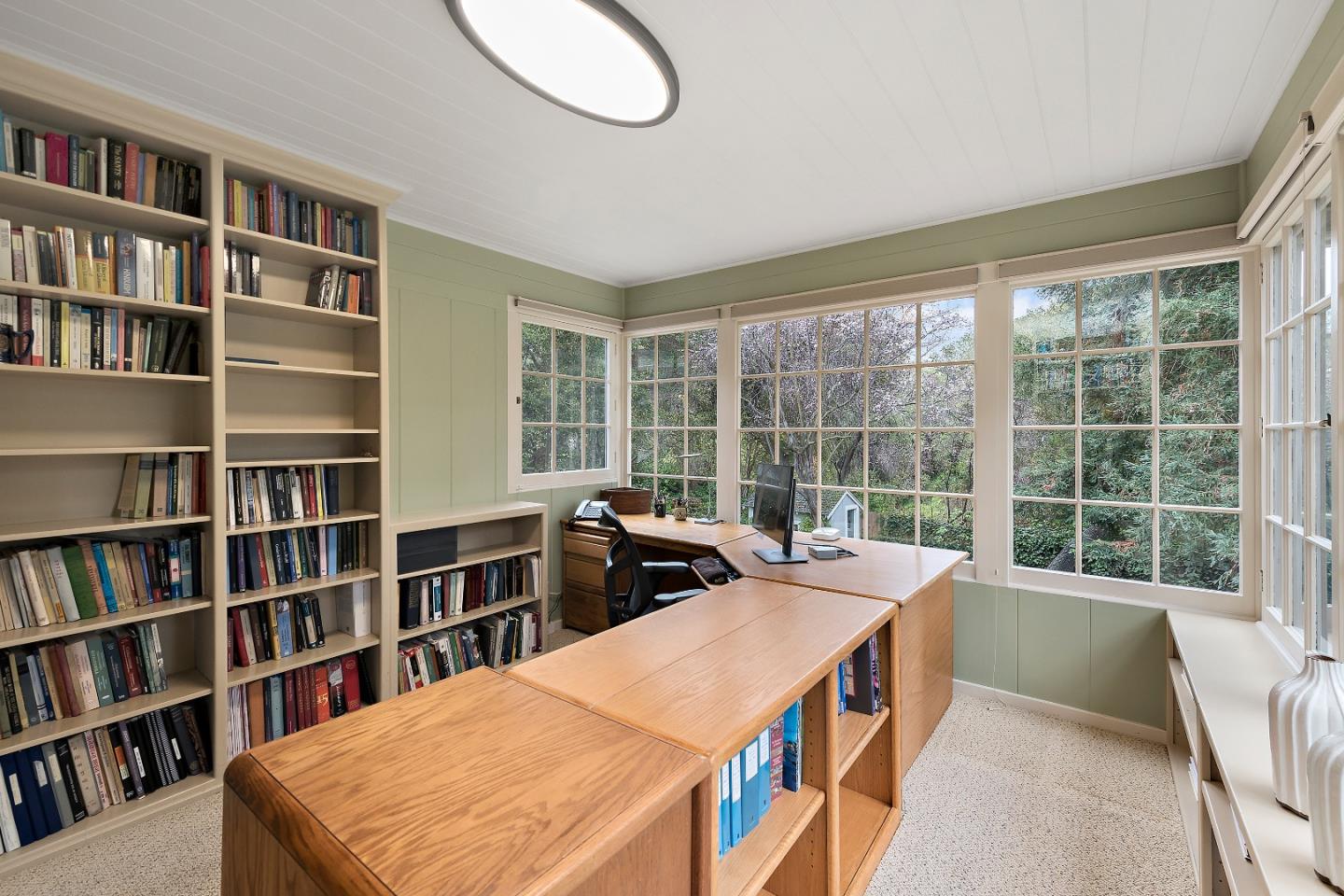 Detail Gallery Image 30 of 43 For 1200 Woodland Ave, Menlo Park,  CA 94025 - 3 Beds | 2 Baths