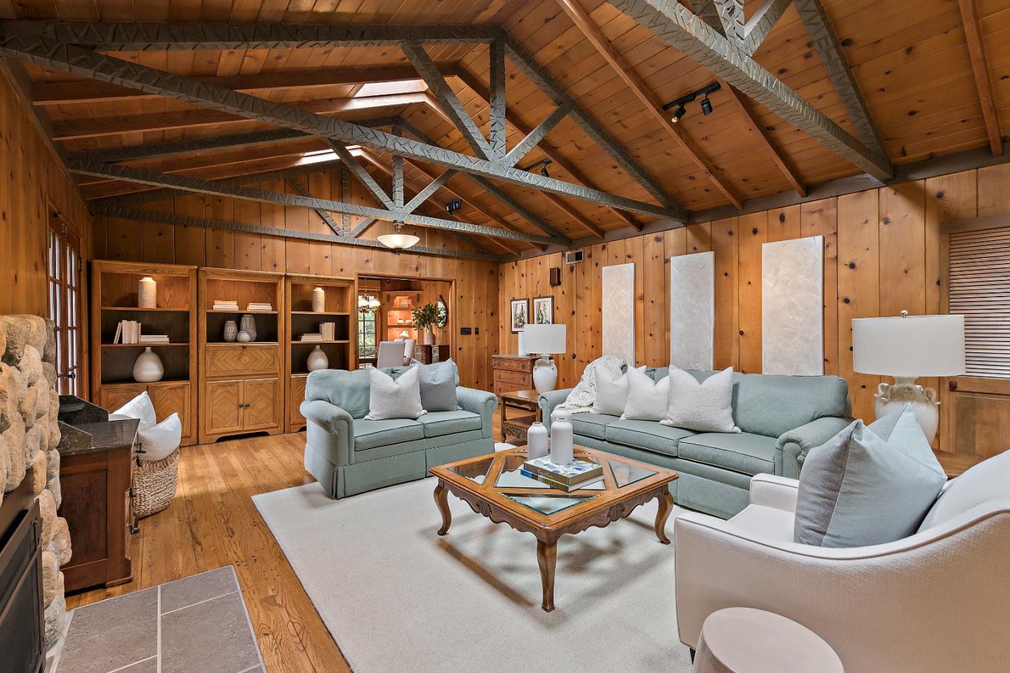 Detail Gallery Image 7 of 43 For 1200 Woodland Ave, Menlo Park,  CA 94025 - 3 Beds | 2 Baths