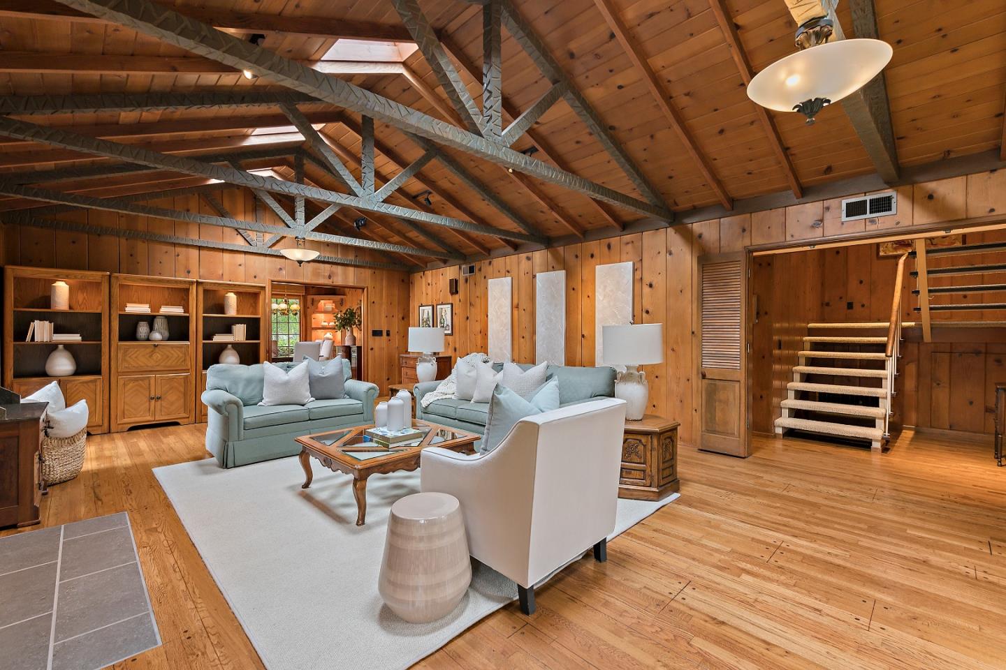 Detail Gallery Image 8 of 43 For 1200 Woodland Ave, Menlo Park,  CA 94025 - 3 Beds | 2 Baths