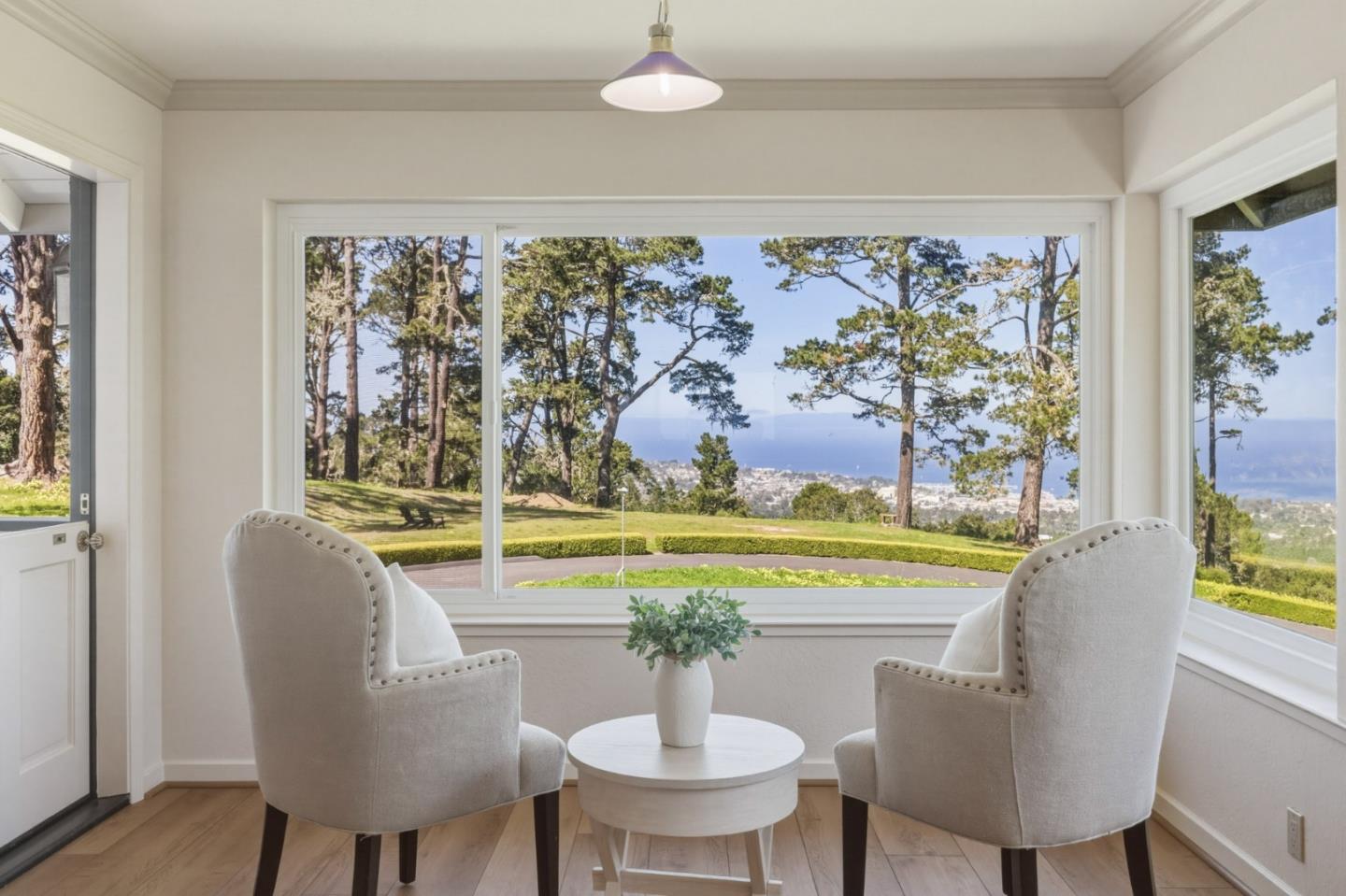 Detail Gallery Image 17 of 39 For 507 Aguajito Rd, Carmel,  CA 93923 - 3 Beds | 3/1 Baths