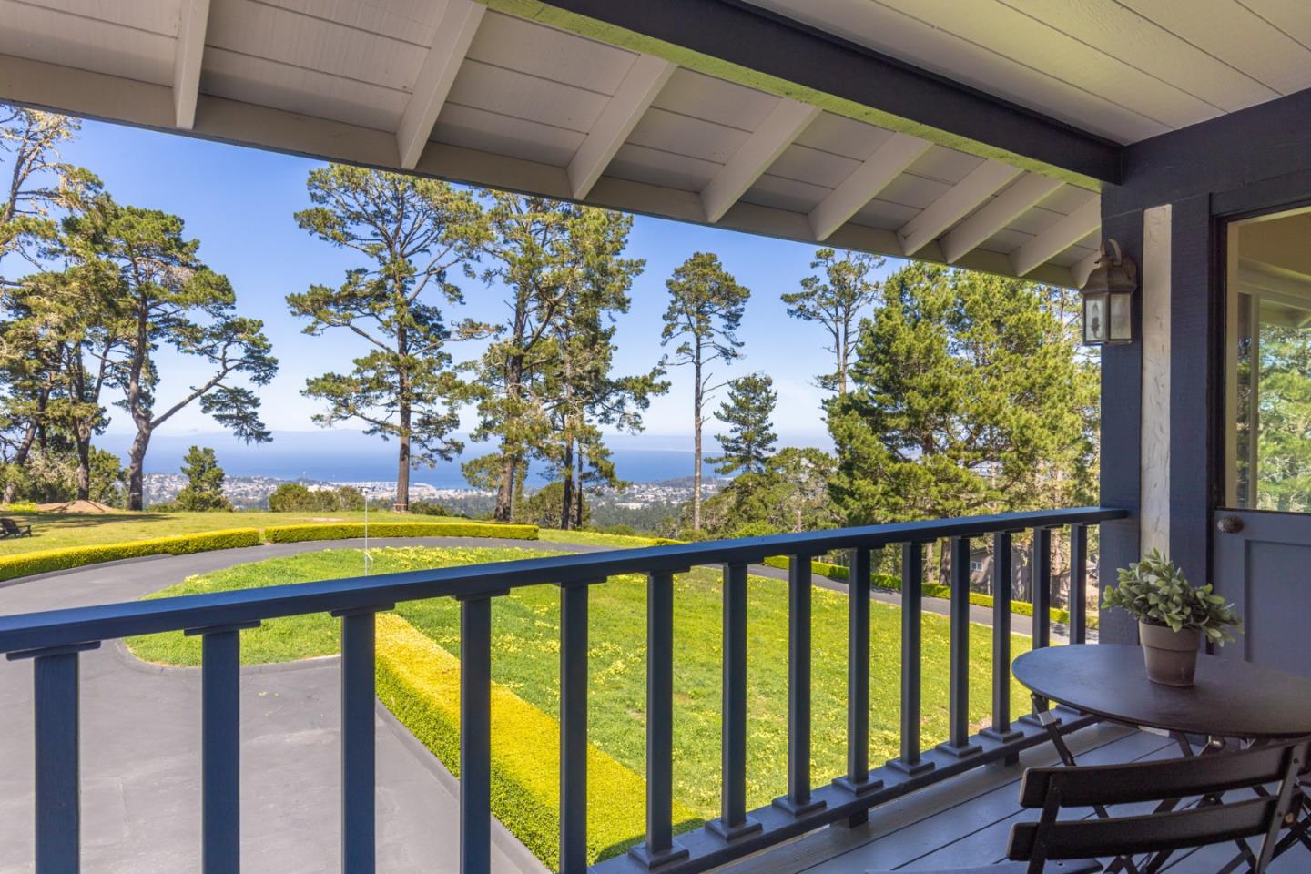 Detail Gallery Image 19 of 39 For 507 Aguajito Rd, Carmel,  CA 93923 - 3 Beds | 3/1 Baths