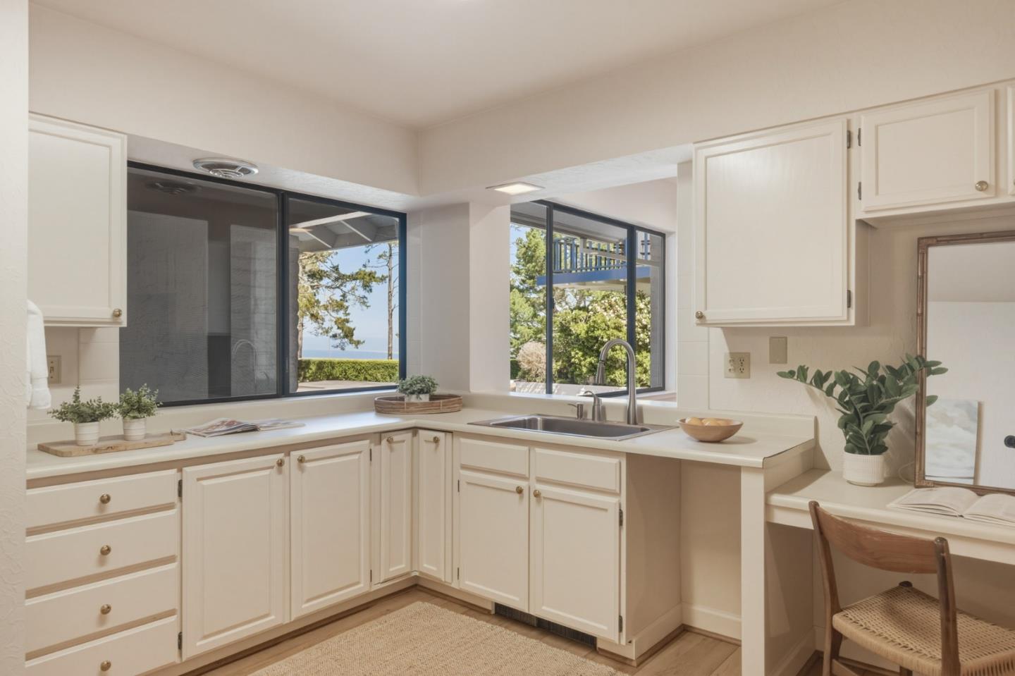 Detail Gallery Image 28 of 39 For 507 Aguajito Rd, Carmel,  CA 93923 - 3 Beds | 3/1 Baths