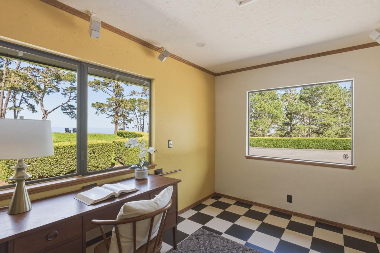 Detail Gallery Image 31 of 39 For 507 Aguajito Rd, Carmel,  CA 93923 - 3 Beds | 3/1 Baths