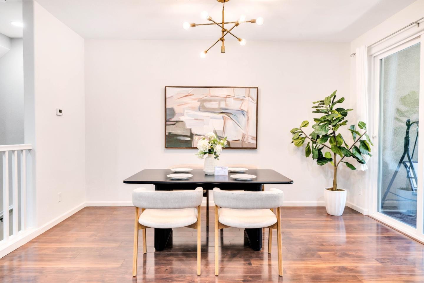 Detail Gallery Image 11 of 36 For 1391 Lee Pl, San Jose,  CA 95131 - 3 Beds | 2/1 Baths