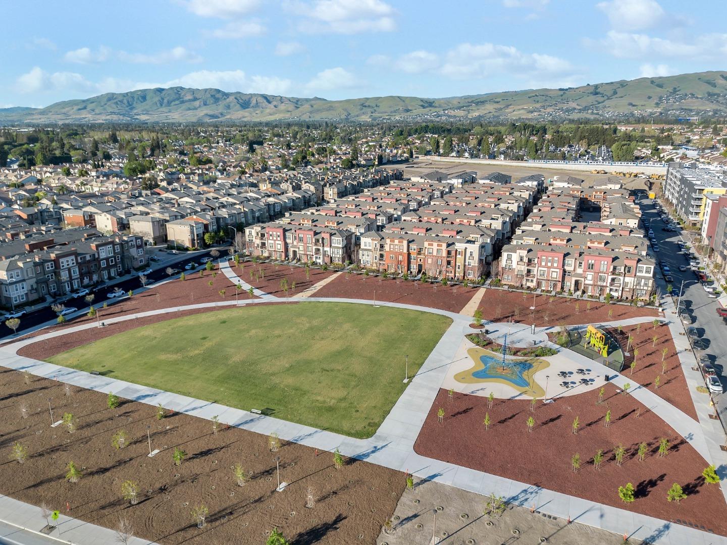 Detail Gallery Image 31 of 36 For 1391 Lee Pl, San Jose,  CA 95131 - 3 Beds | 2/1 Baths