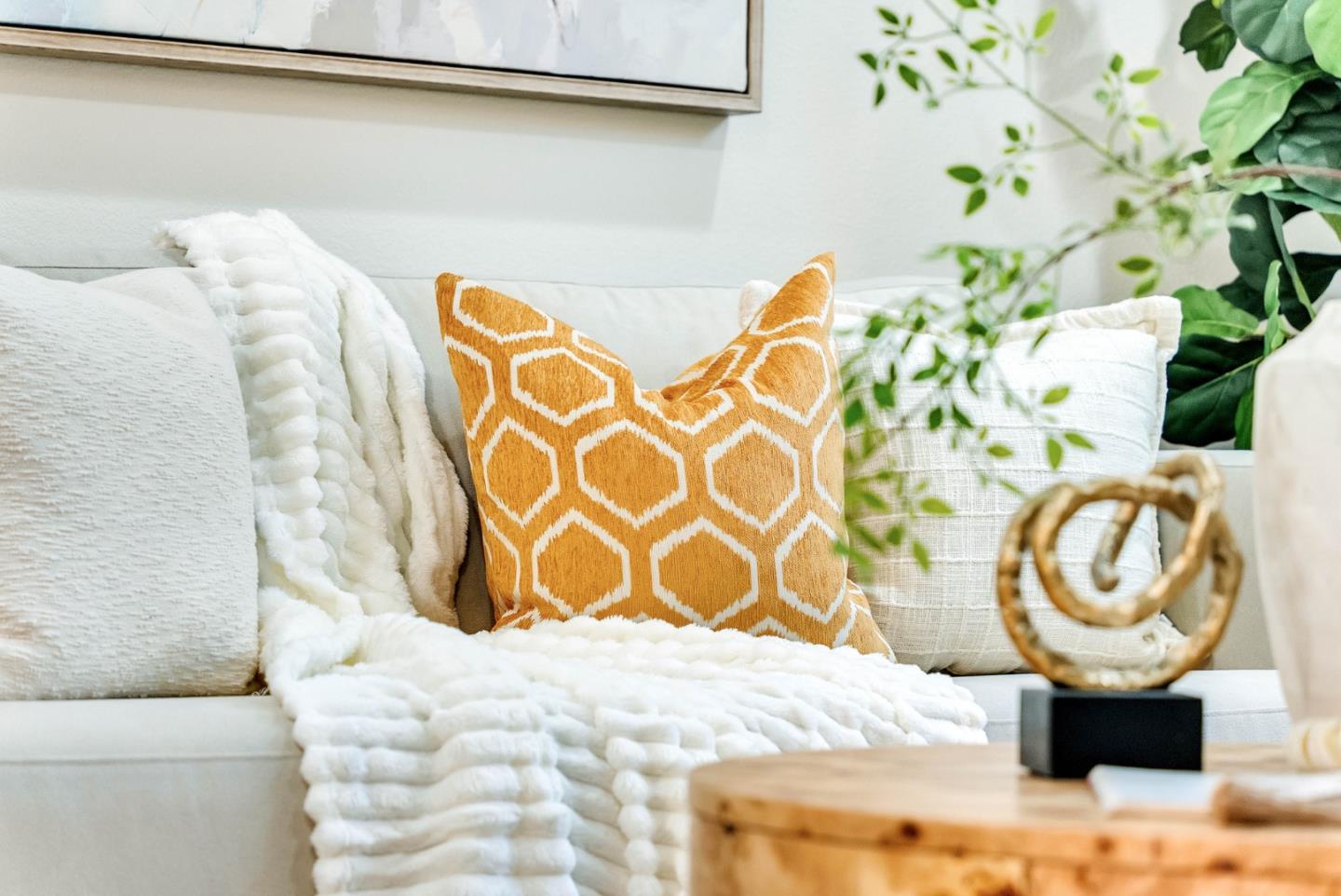 Detail Gallery Image 5 of 36 For 1391 Lee Pl, San Jose,  CA 95131 - 3 Beds | 2/1 Baths