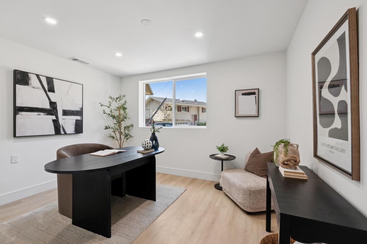 Detail Gallery Image 31 of 47 For 2 Celia Ct, Pacifica,  CA 94044 - 5 Beds | 3 Baths