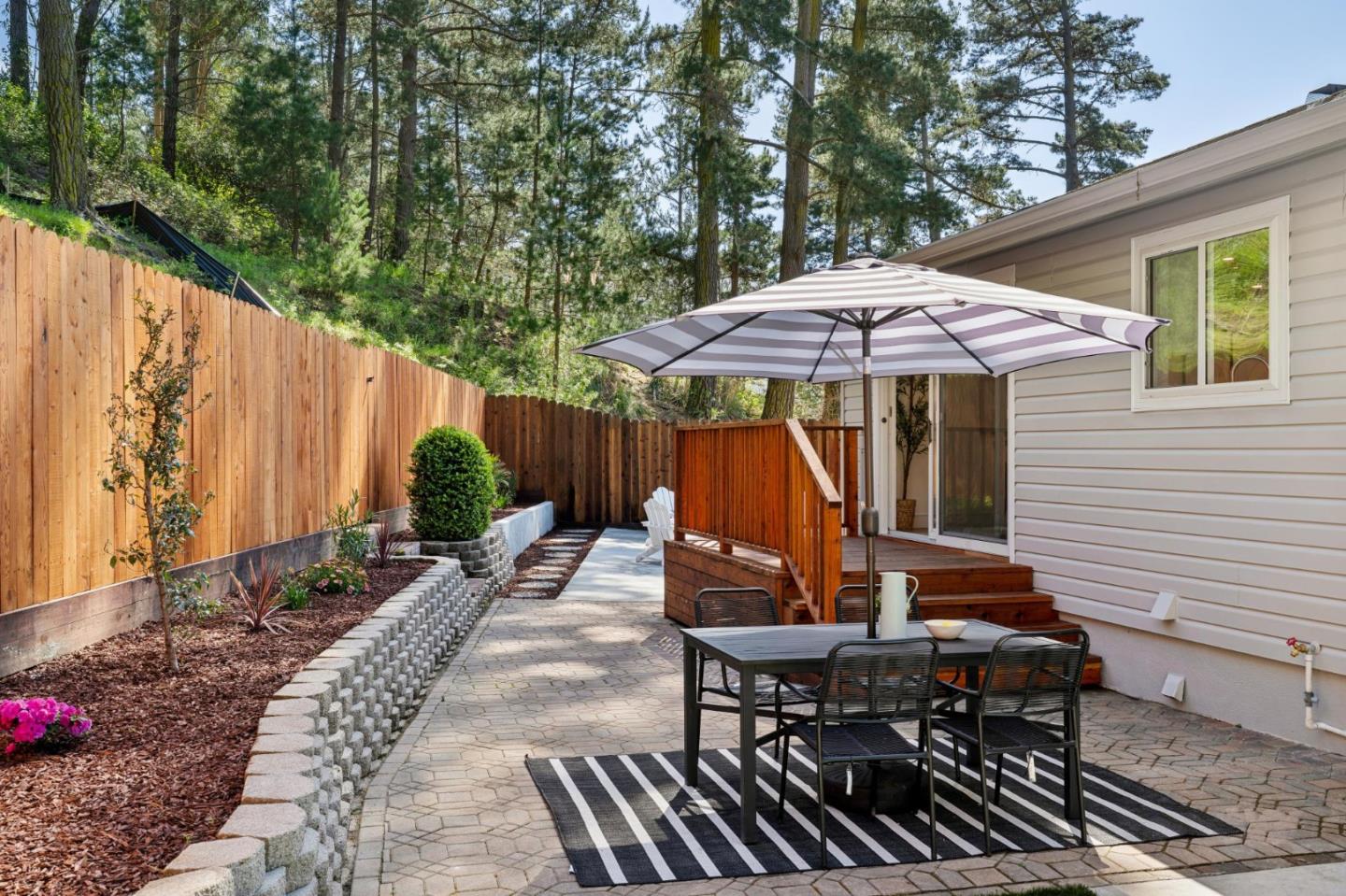 Detail Gallery Image 36 of 47 For 2 Celia Ct, Pacifica,  CA 94044 - 5 Beds | 3 Baths