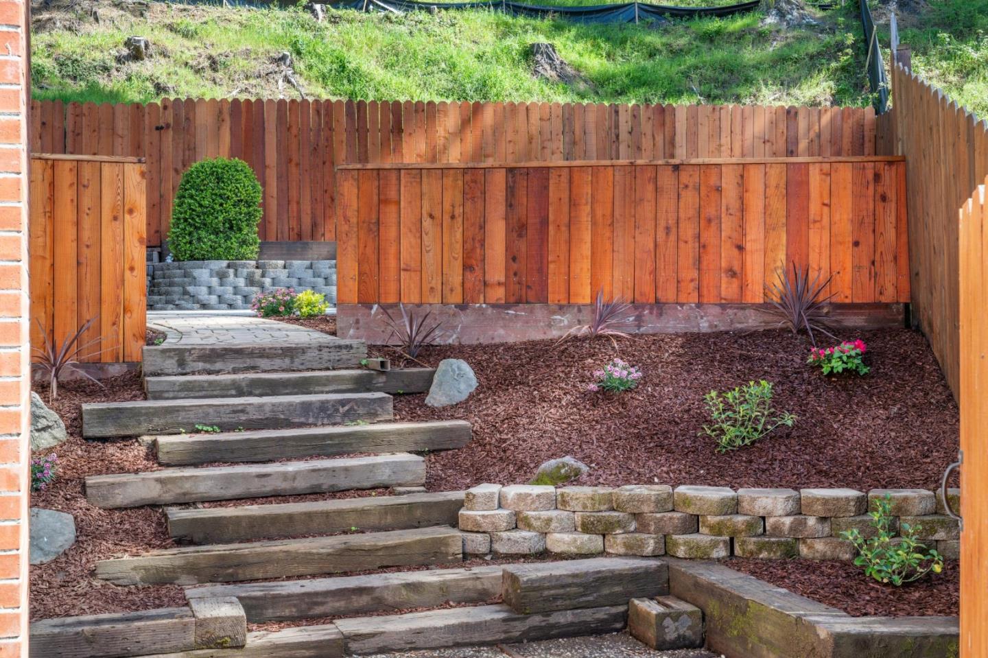 Detail Gallery Image 39 of 47 For 2 Celia Ct, Pacifica,  CA 94044 - 5 Beds | 3 Baths