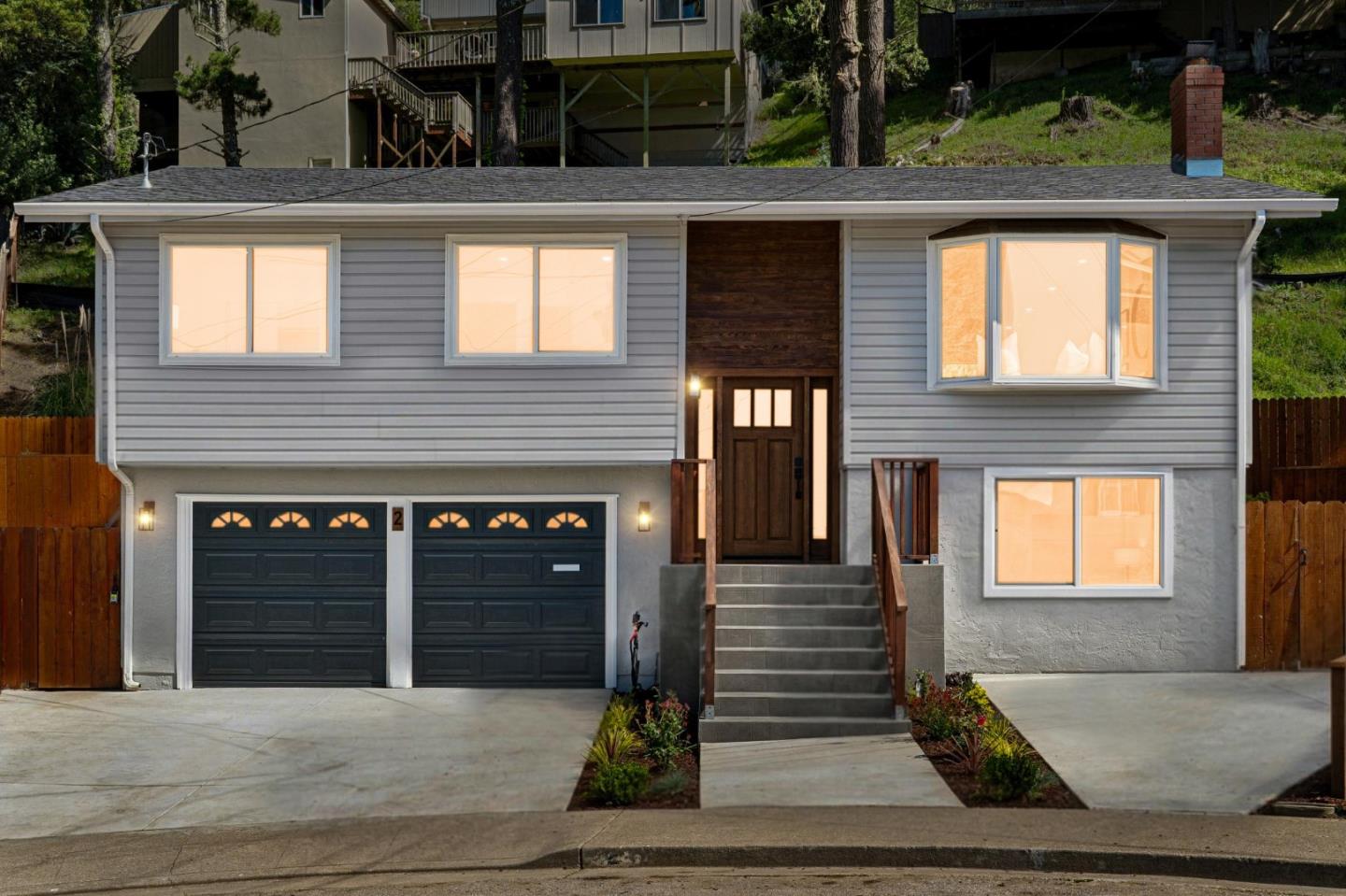 Detail Gallery Image 40 of 47 For 2 Celia Ct, Pacifica,  CA 94044 - 5 Beds | 3 Baths