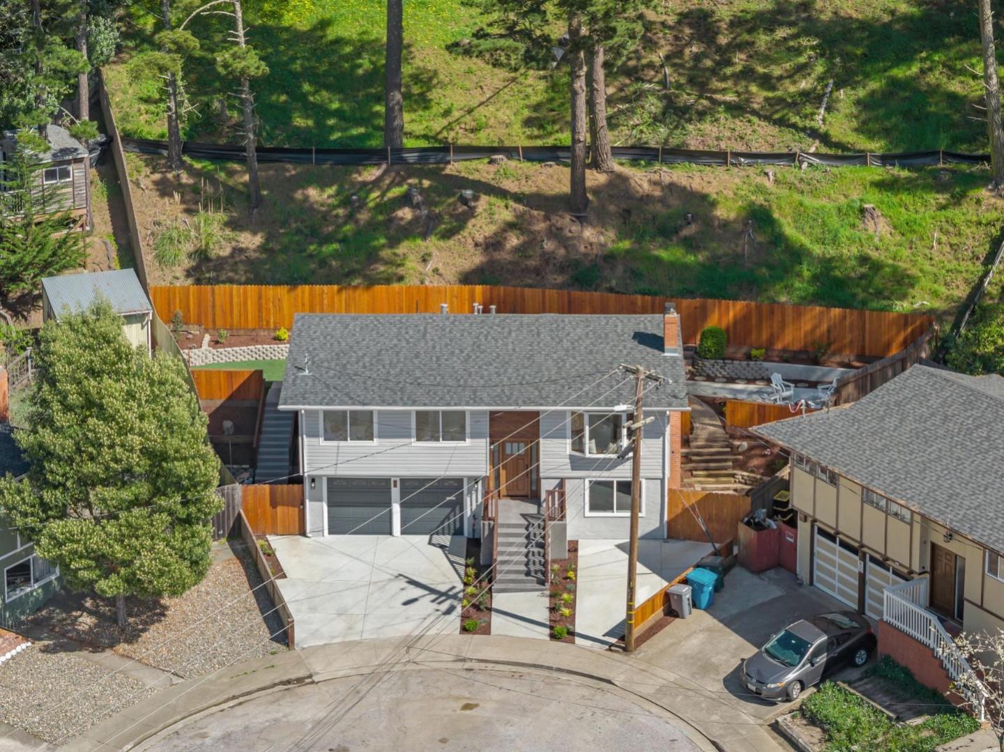 Detail Gallery Image 43 of 47 For 2 Celia Ct, Pacifica,  CA 94044 - 5 Beds | 3 Baths