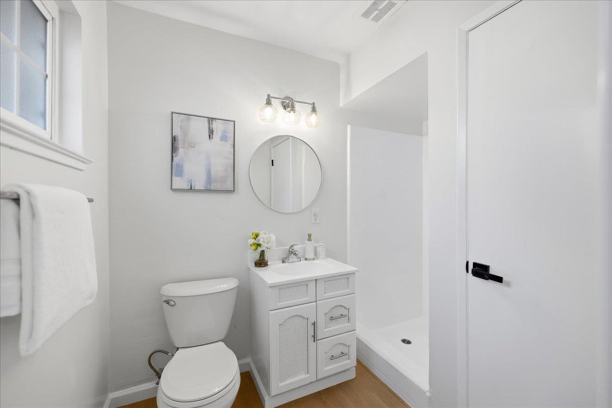 Detail Gallery Image 20 of 48 For 681 Coakley Dr, San Jose,  CA 95117 - 3 Beds | 2 Baths