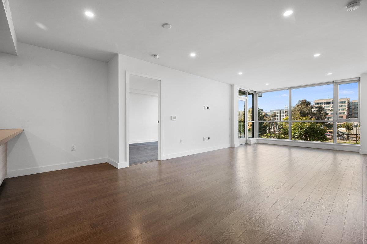 Detail Gallery Image 12 of 65 For 708 Long Bridge St #212,  San Francisco,  CA 94158 - 2 Beds | 2 Baths