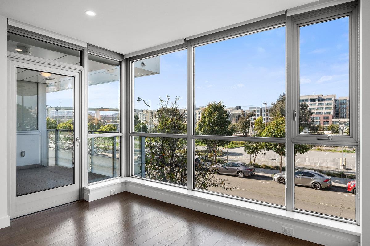 Detail Gallery Image 16 of 65 For 708 Long Bridge St #212,  San Francisco,  CA 94158 - 2 Beds | 2 Baths