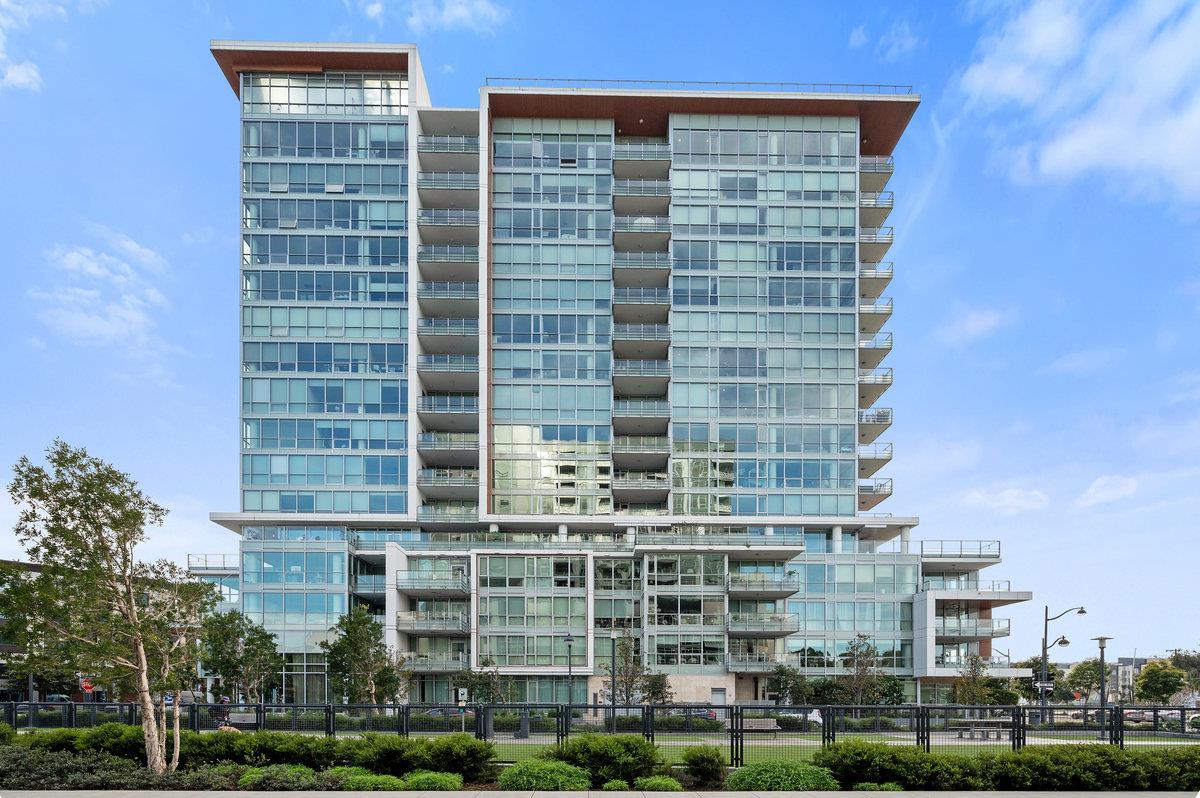 Detail Gallery Image 2 of 65 For 708 Long Bridge St #212,  San Francisco,  CA 94158 - 2 Beds | 2 Baths