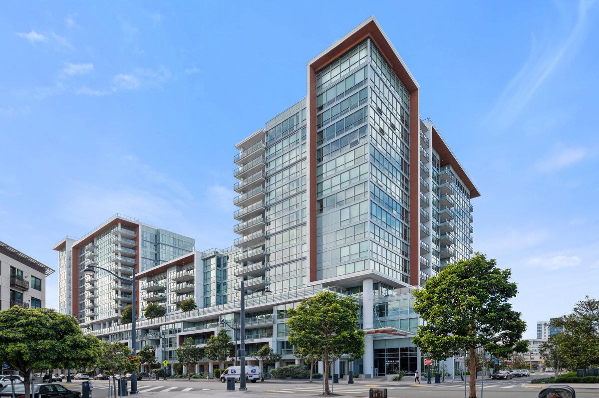 Detail Gallery Image 3 of 65 For 708 Long Bridge St #212,  San Francisco,  CA 94158 - 2 Beds | 2 Baths