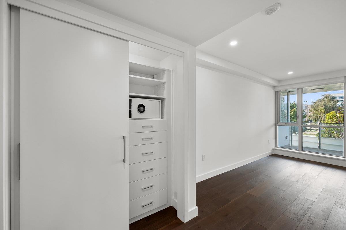 Detail Gallery Image 31 of 65 For 708 Long Bridge St #212,  San Francisco,  CA 94158 - 2 Beds | 2 Baths