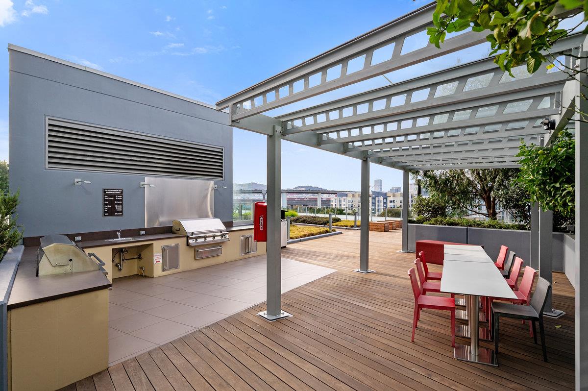 Detail Gallery Image 46 of 65 For 708 Long Bridge St #212,  San Francisco,  CA 94158 - 2 Beds | 2 Baths