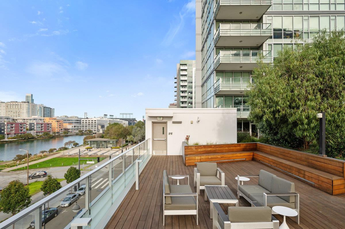 Detail Gallery Image 50 of 65 For 708 Long Bridge St #212,  San Francisco,  CA 94158 - 2 Beds | 2 Baths