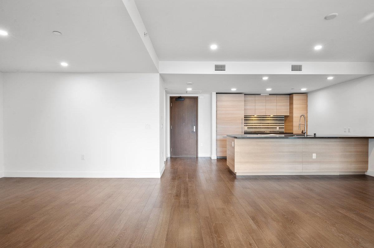 Detail Gallery Image 8 of 65 For 708 Long Bridge St #212,  San Francisco,  CA 94158 - 2 Beds | 2 Baths