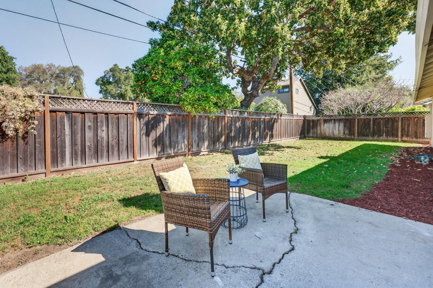Detail Gallery Image 26 of 31 For 2135 W Hedding St, San Jose,  CA 95128 - 3 Beds | 2/1 Baths