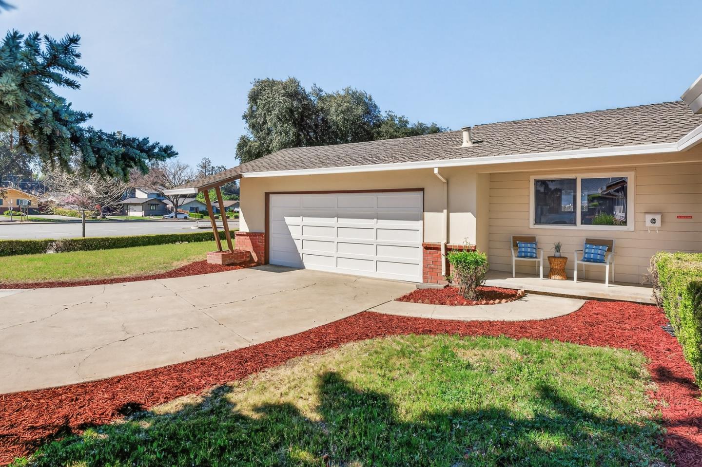 Detail Gallery Image 30 of 31 For 2135 W Hedding St, San Jose,  CA 95128 - 3 Beds | 2/1 Baths