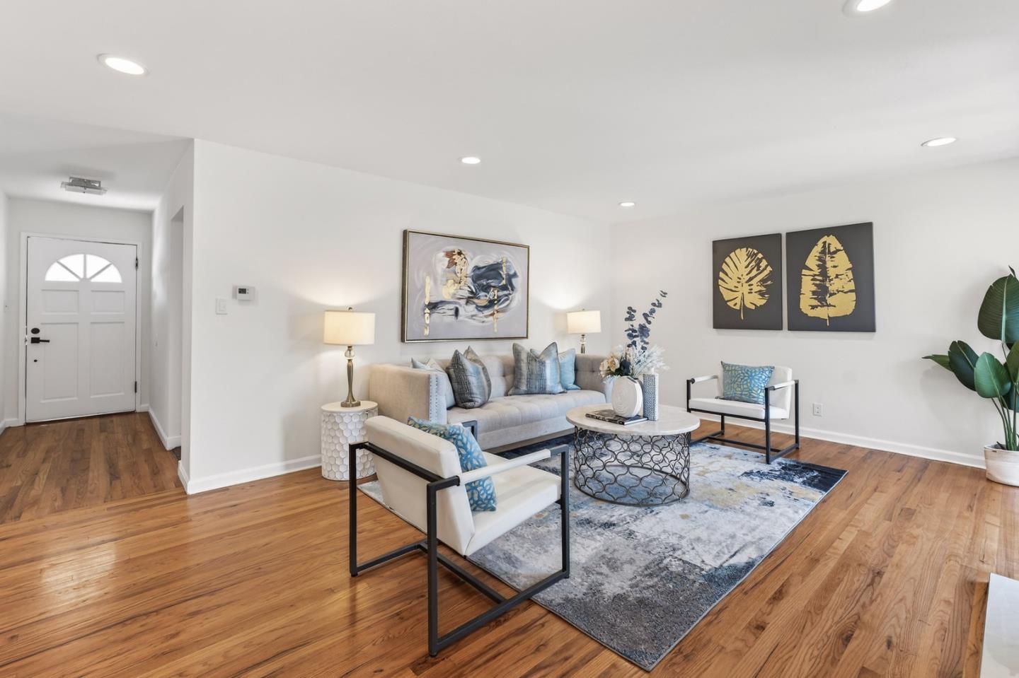 Detail Gallery Image 6 of 31 For 2135 W Hedding St, San Jose,  CA 95128 - 3 Beds | 2/1 Baths