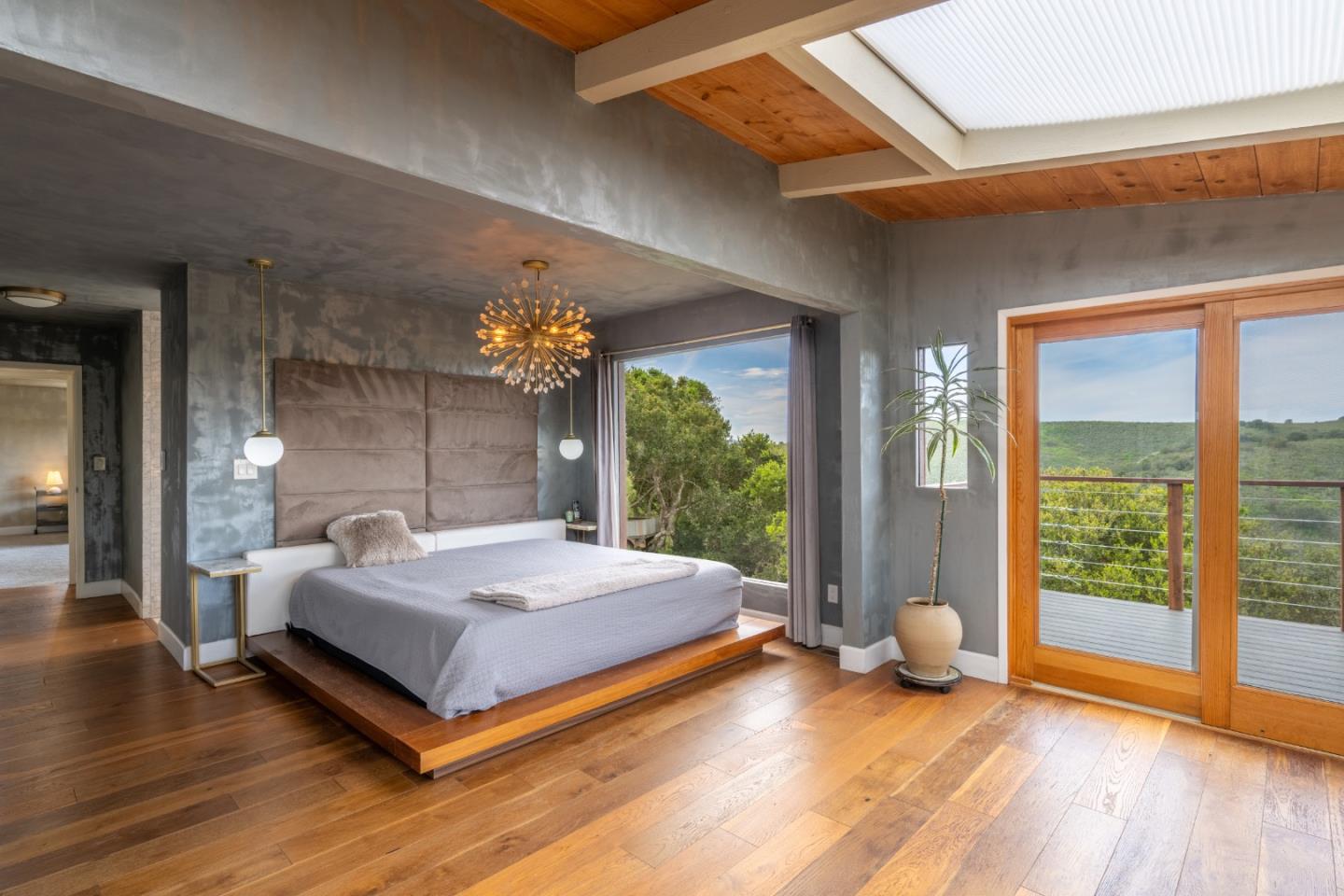 Detail Gallery Image 13 of 30 For 25390 Tierra Grande Dr, Carmel Valley,  CA 93923 - 3 Beds | 2/1 Baths