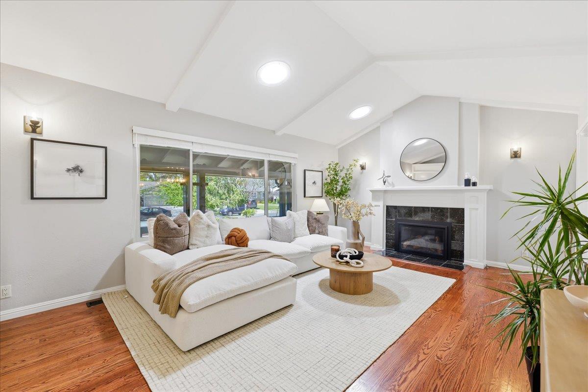 Detail Gallery Image 3 of 55 For 6644 Mount Hope Dr, San Jose,  CA 95120 - 4 Beds | 3 Baths