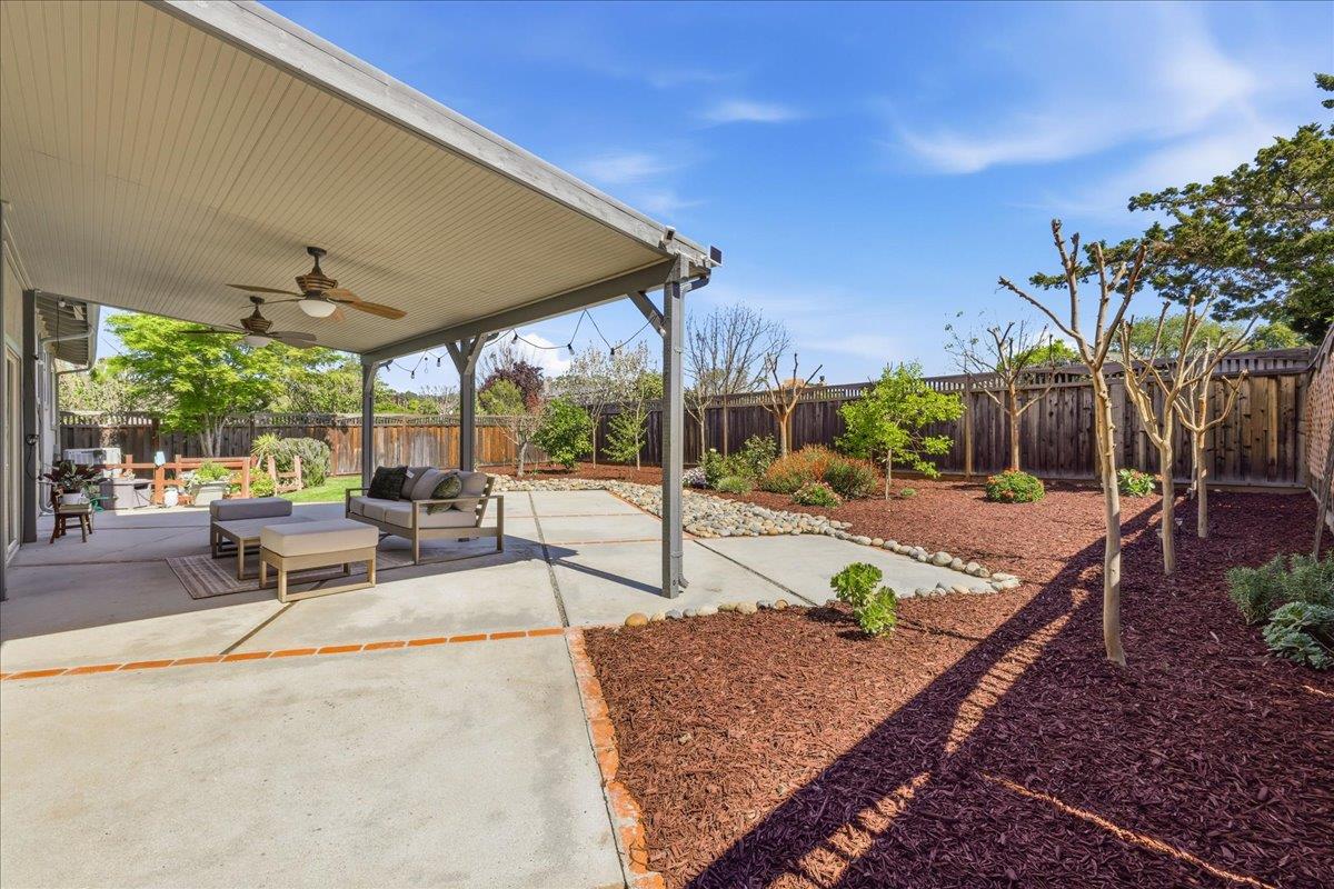 Detail Gallery Image 41 of 55 For 6644 Mount Hope Dr, San Jose,  CA 95120 - 4 Beds | 3 Baths