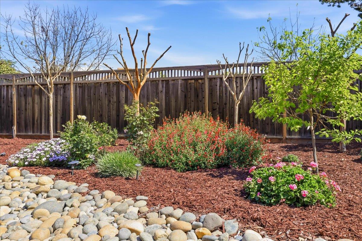 Detail Gallery Image 43 of 55 For 6644 Mount Hope Dr, San Jose,  CA 95120 - 4 Beds | 3 Baths