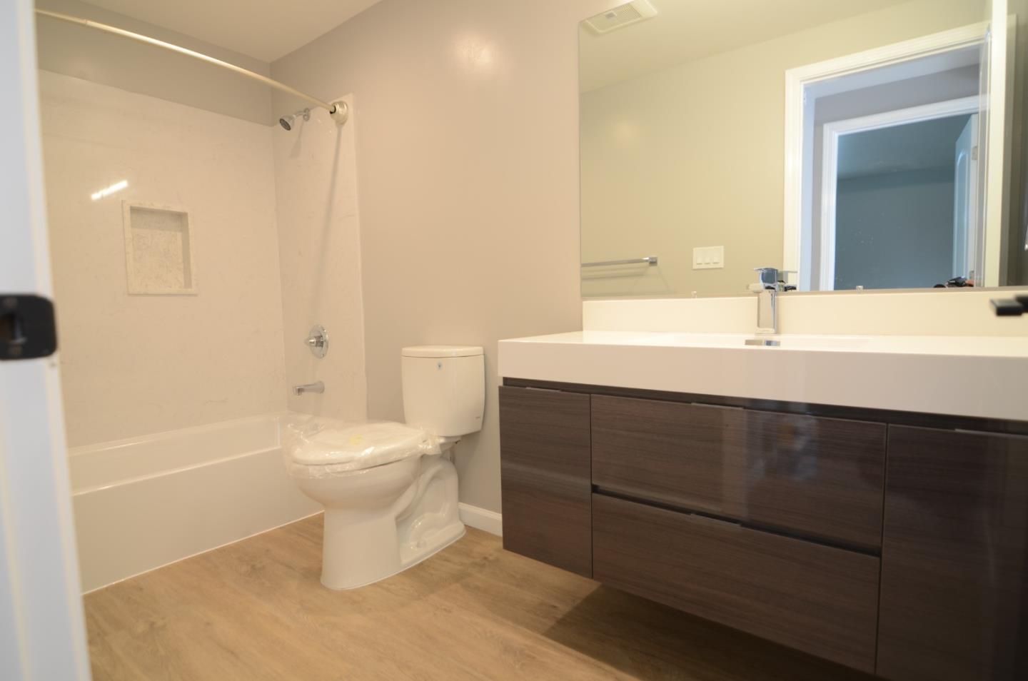 Detail Gallery Image 24 of 53 For 601 Walnut Ave, South San Francisco,  CA 94080 - 6 Beds | 4 Baths