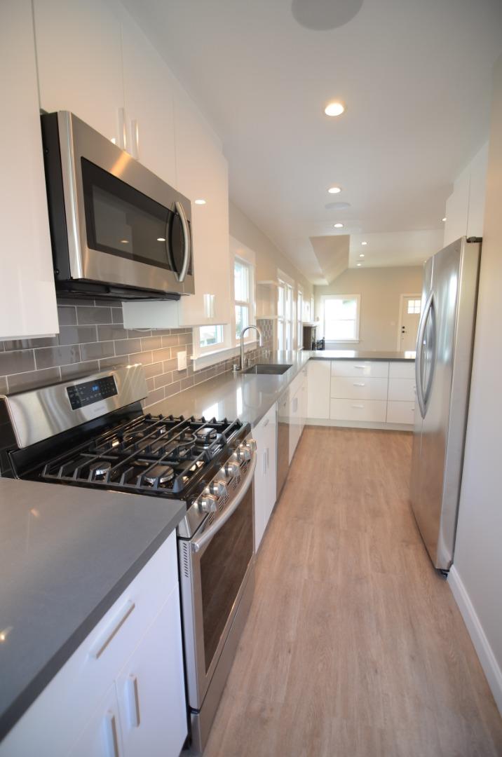 Detail Gallery Image 5 of 53 For 601 Walnut Ave, South San Francisco,  CA 94080 - 6 Beds | 4 Baths