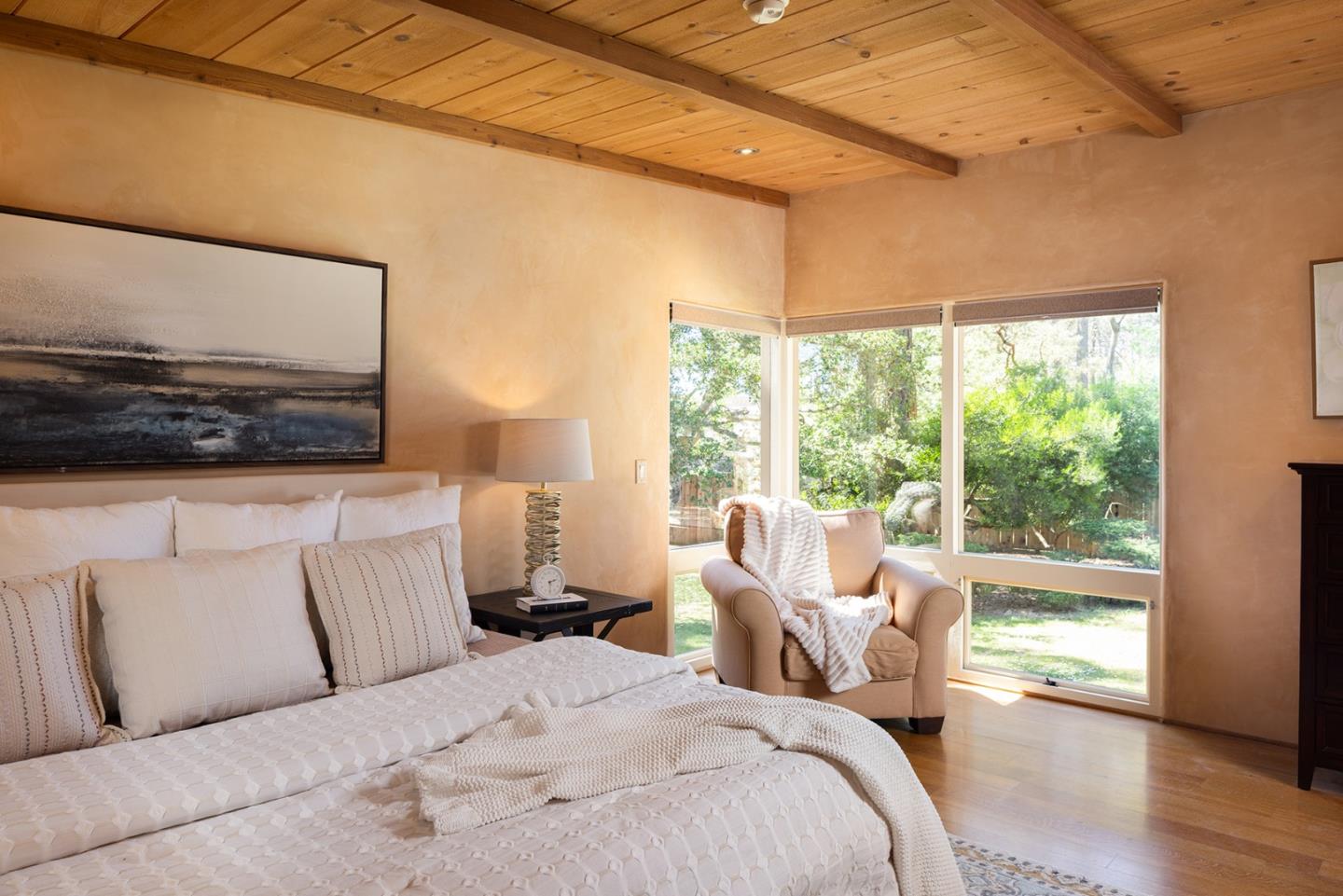 Detail Gallery Image 11 of 24 For 1318 Chamisal Way, Pebble Beach,  CA 93953 - 3 Beds | 2 Baths