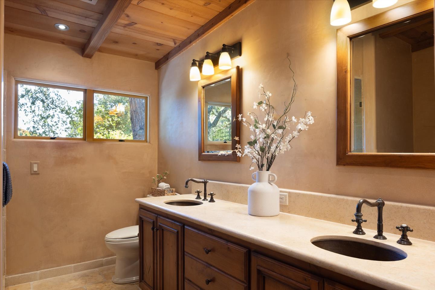 Detail Gallery Image 13 of 24 For 1318 Chamisal Way, Pebble Beach,  CA 93953 - 3 Beds | 2 Baths