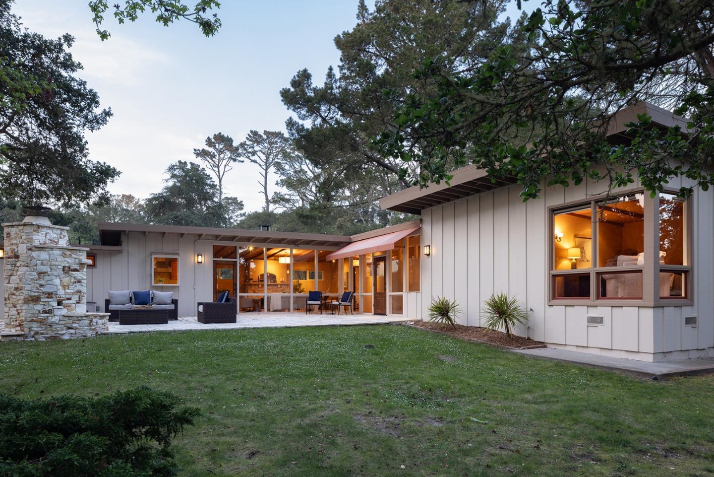 Detail Gallery Image 2 of 24 For 1318 Chamisal Way, Pebble Beach,  CA 93953 - 3 Beds | 2 Baths