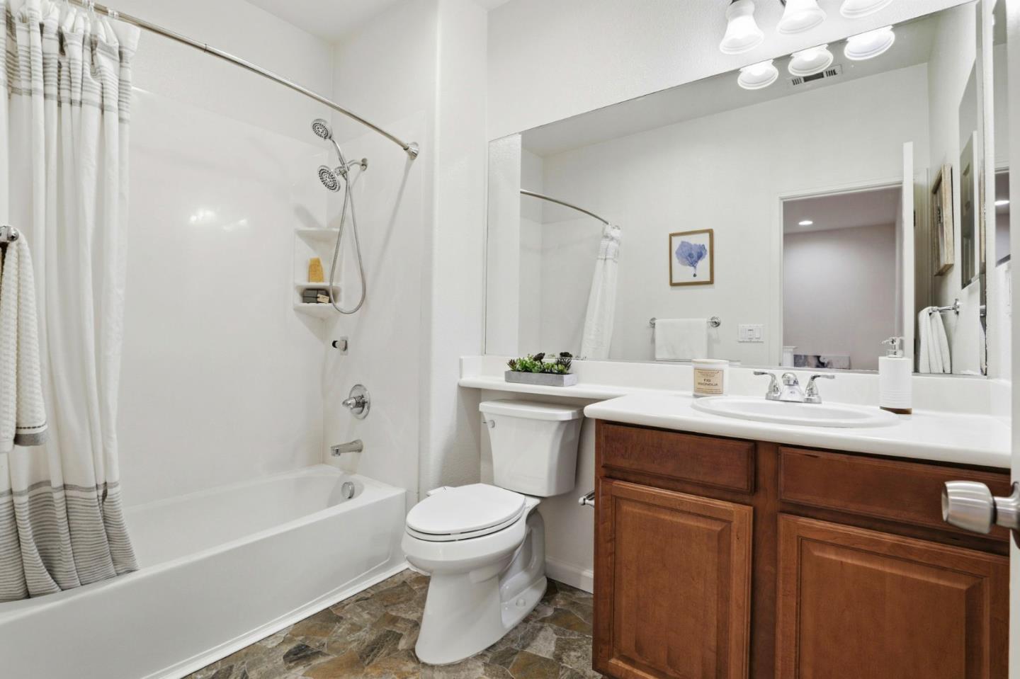 Detail Gallery Image 21 of 41 For 500 Alvarez Cmn, Milpitas,  CA 95035 - 3 Beds | 2 Baths