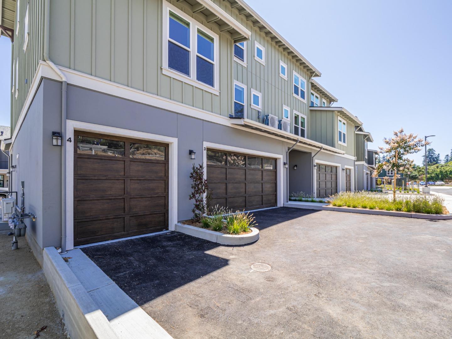 Detail Gallery Image 27 of 30 For 131 Aptos Village #4,  Aptos,  CA 95003 - 2 Beds | 2/1 Baths