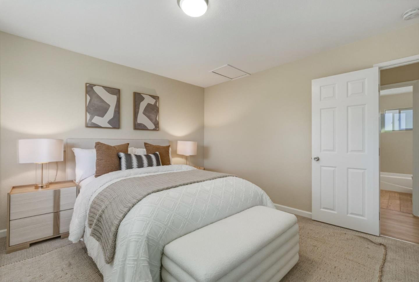 Detail Gallery Image 15 of 32 For 470 Bell St, East Palo Alto,  CA 94303 - 3 Beds | 2 Baths