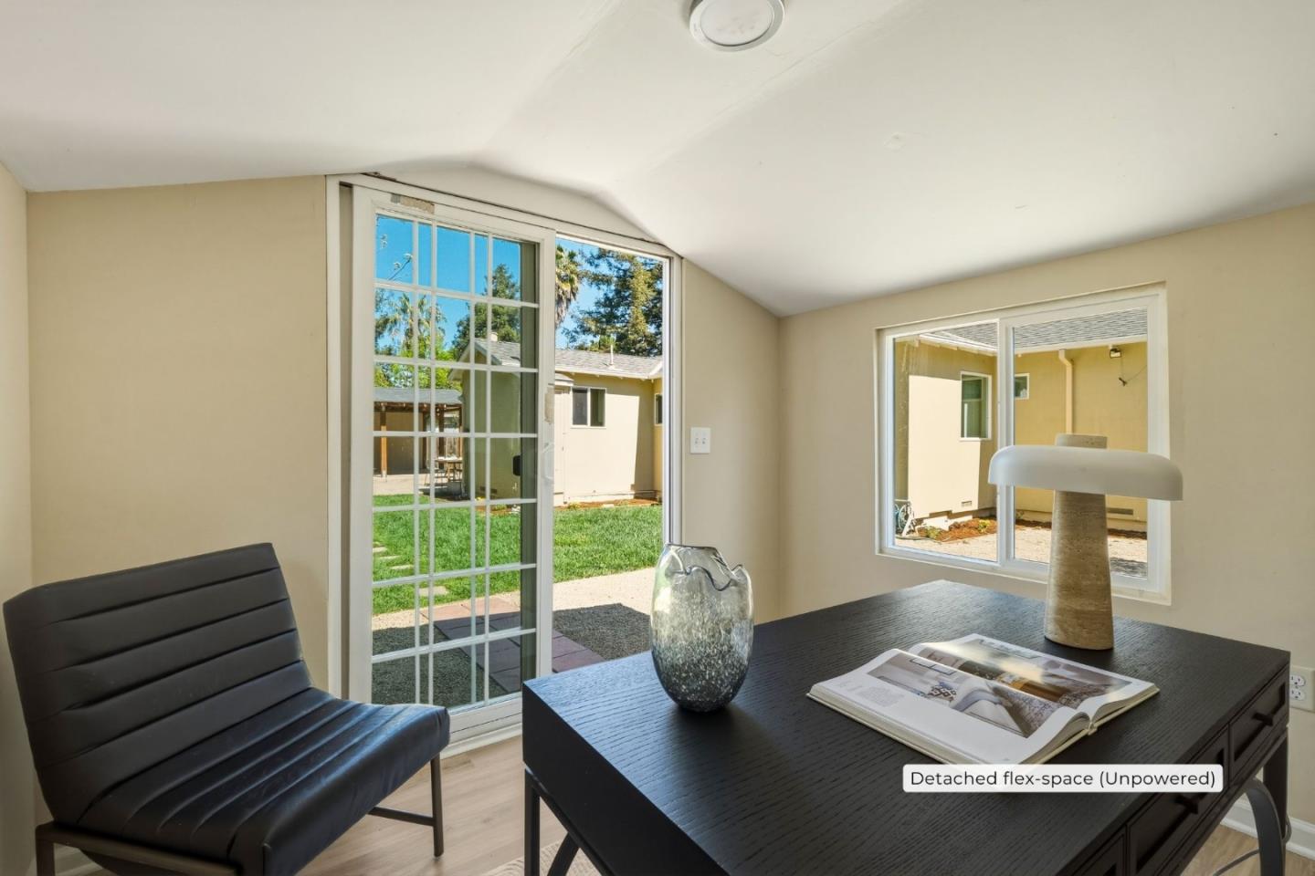 Detail Gallery Image 28 of 32 For 470 Bell St, East Palo Alto,  CA 94303 - 3 Beds | 2 Baths