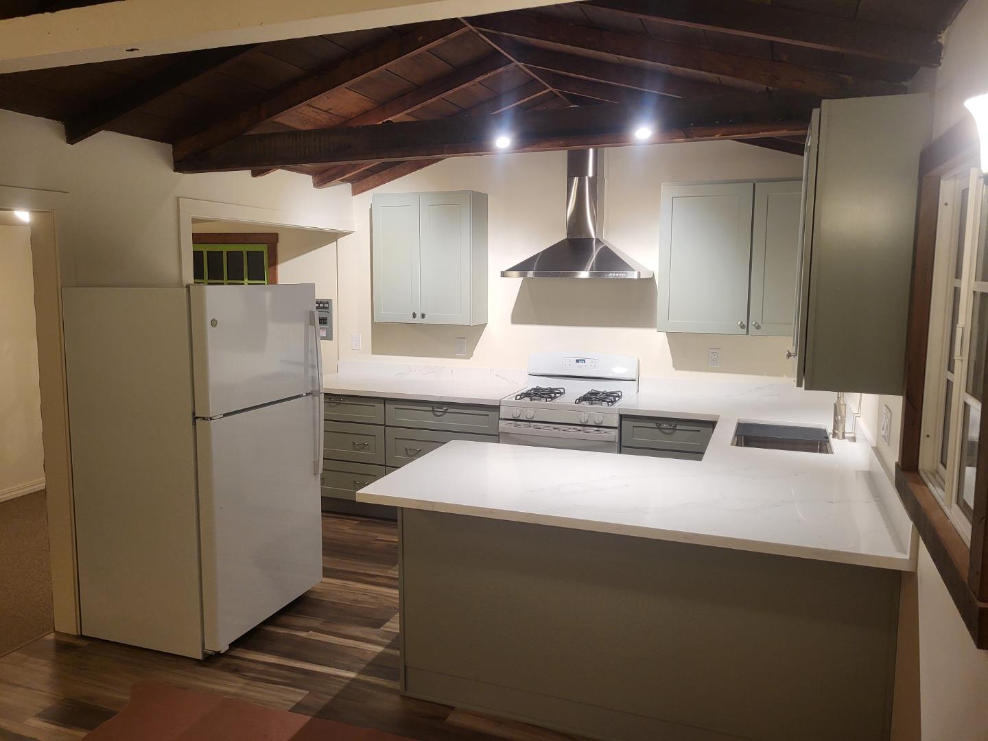 Detail Gallery Image 13 of 14 For 1280 Mount Hermon Rd #B,  Scotts Valley,  CA 95066 - 1 Beds | 1 Baths