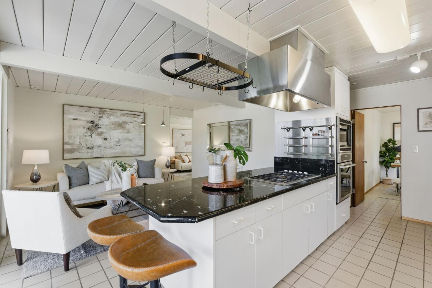 Detail Gallery Image 12 of 40 For 1137 Maraschino Dr, Sunnyvale,  CA 94087 - 4 Beds | 2 Baths