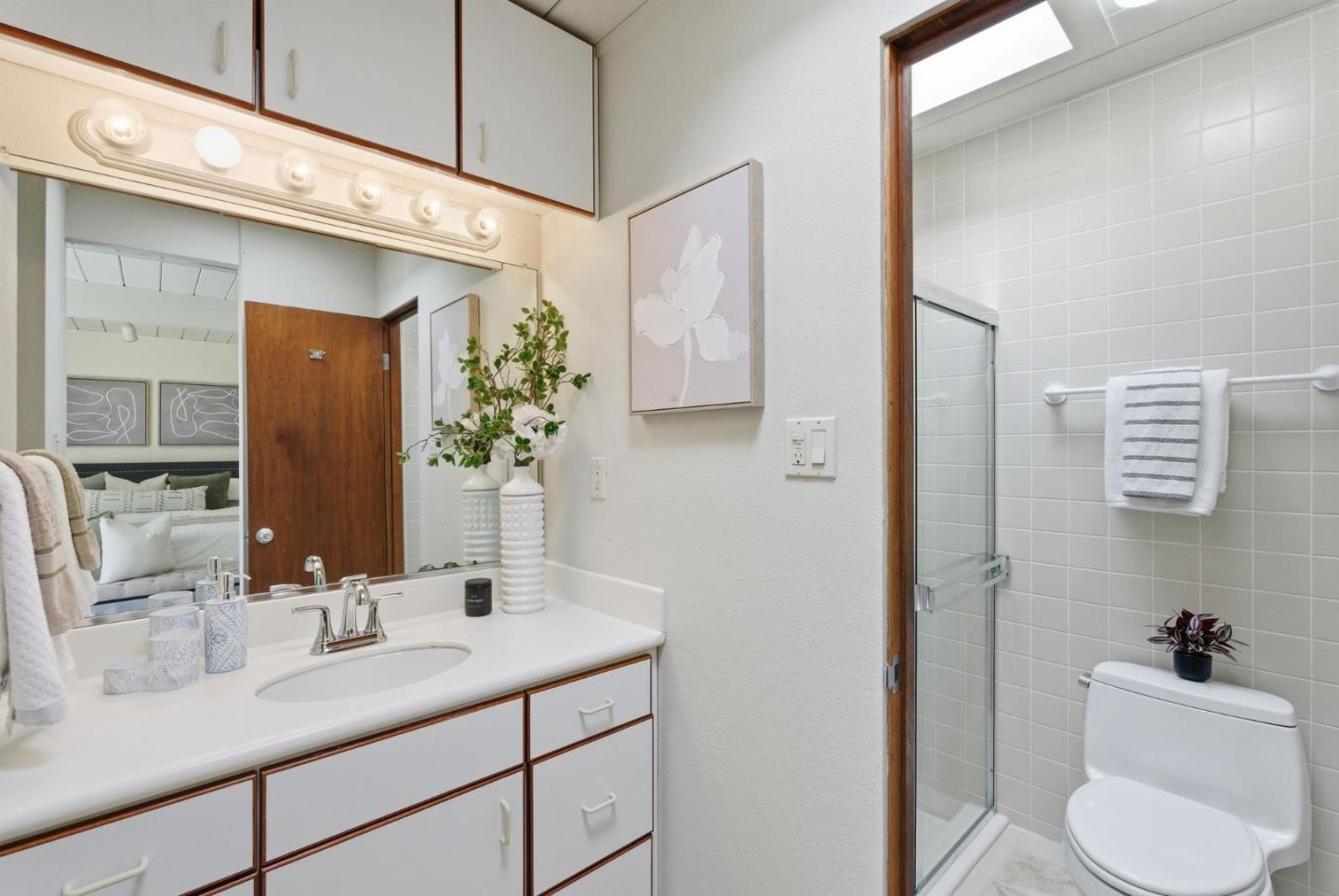 Detail Gallery Image 26 of 40 For 1137 Maraschino Dr, Sunnyvale,  CA 94087 - 4 Beds | 2 Baths