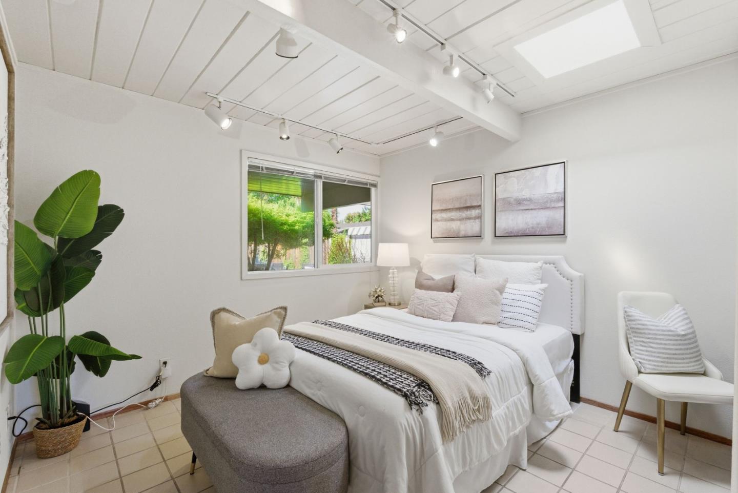 Detail Gallery Image 31 of 40 For 1137 Maraschino Dr, Sunnyvale,  CA 94087 - 4 Beds | 2 Baths