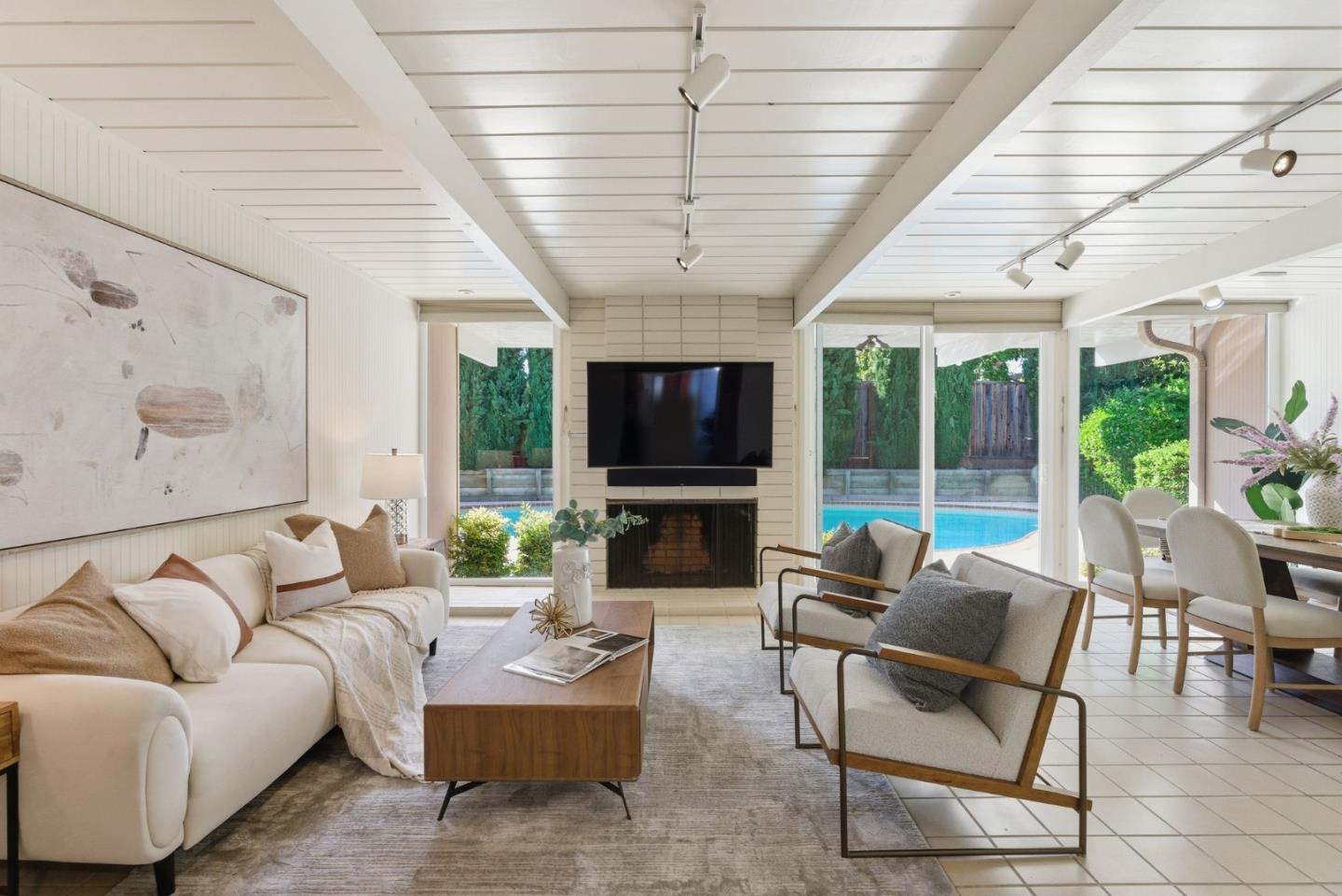 Detail Gallery Image 9 of 40 For 1137 Maraschino Dr, Sunnyvale,  CA 94087 - 4 Beds | 2 Baths