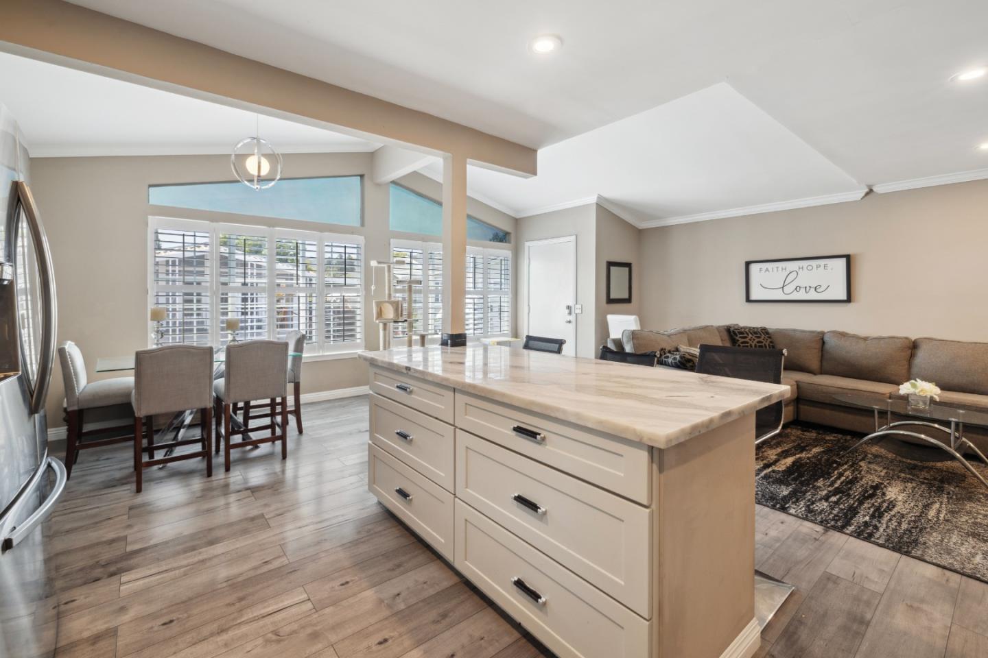 Detail Gallery Image 11 of 66 For 500 W 10th St #79,  Gilroy,  CA 95020 - 3 Beds | 2 Baths