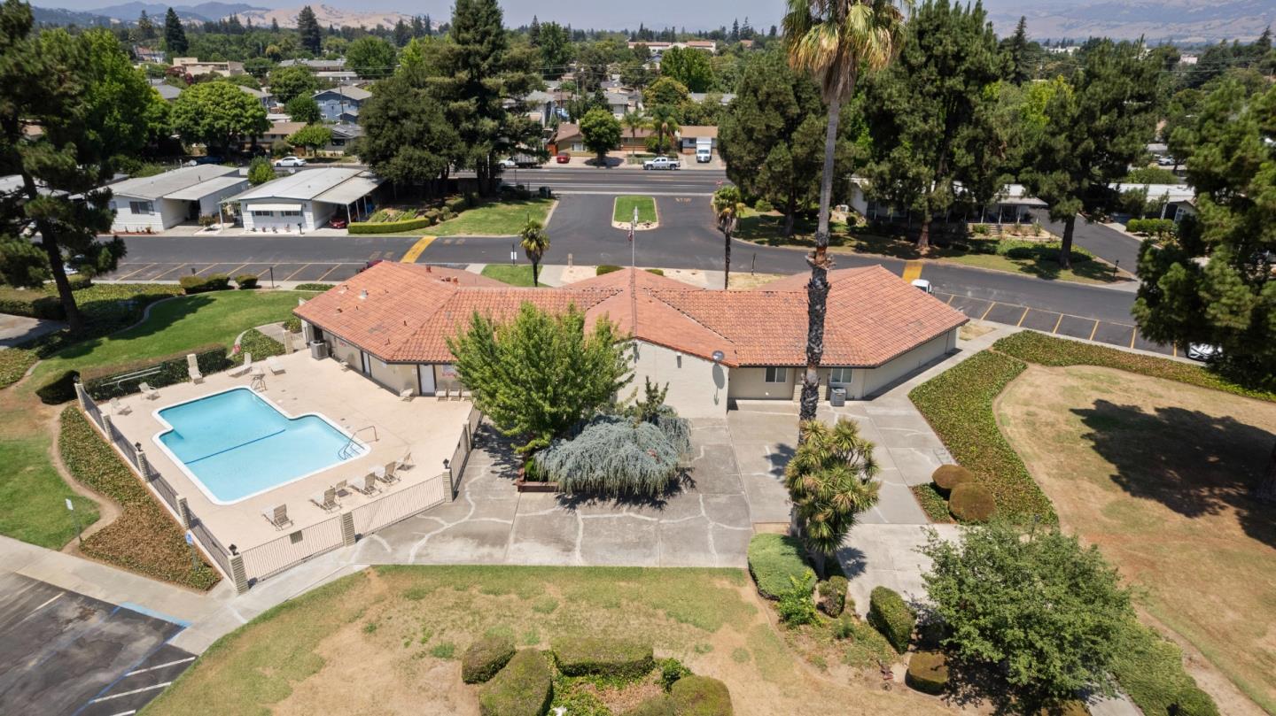 Detail Gallery Image 44 of 66 For 500 W 10th St #79,  Gilroy,  CA 95020 - 3 Beds | 2 Baths